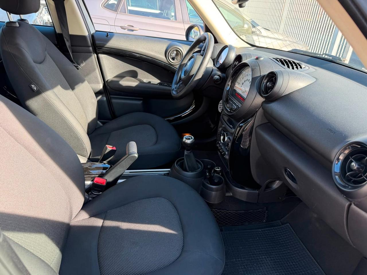 Mini Cooper D Countryman 1.6 111cv -03/2014