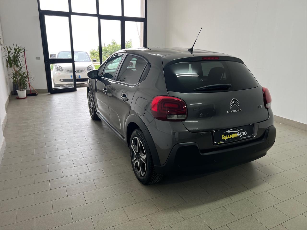 Citroen C31.6 BlueHDi 75 S&S Shine