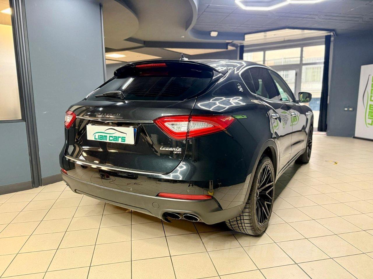 Maserati Levante 3.0 V6 275cv auto