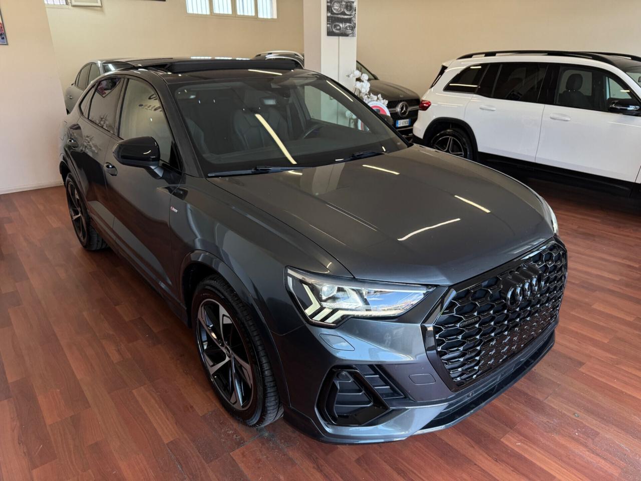 AUDI Q3 40 TDI QUATTRO S TRONIC S LINE / TETTO