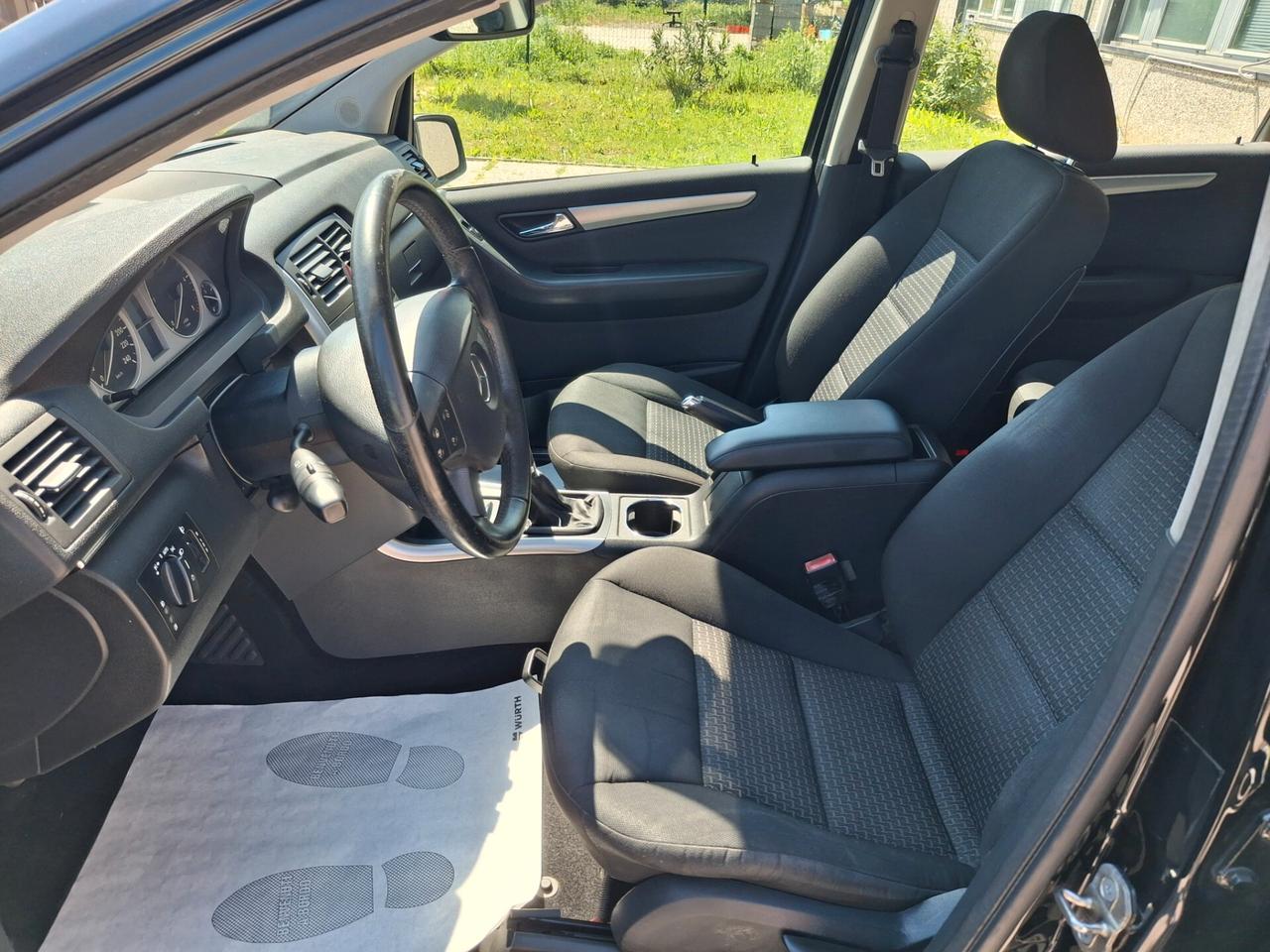 Mercedes-benz A 180 Mercedes-Benz B 180 B 180 cdi Sport