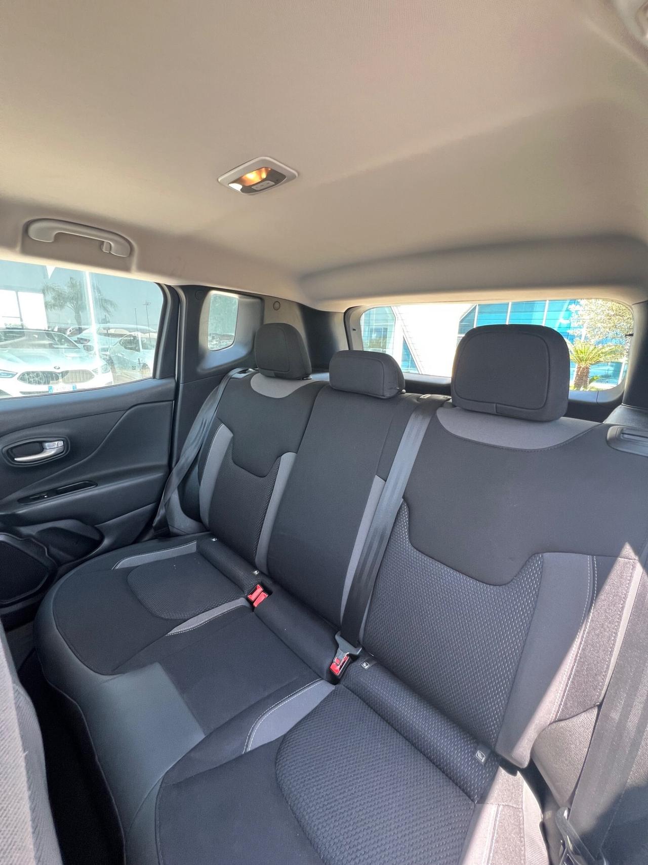 Jeep Renegade 1.6 Mjt 130 CV Limited - possibilità noleggio no scoring