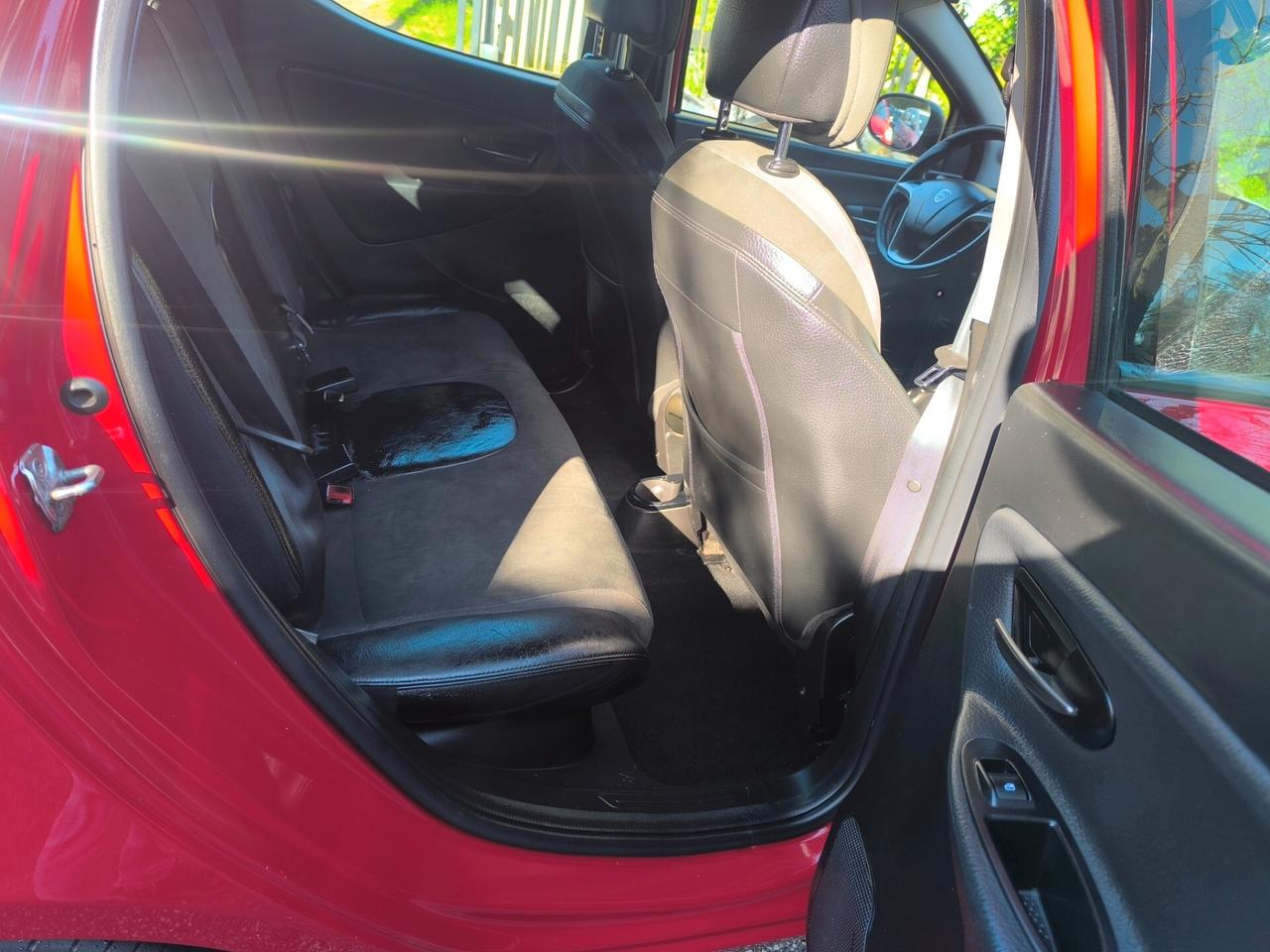 Lancia Ypsilon 1.3 MJT 16V 95 CV 5 porte S&S Platinum