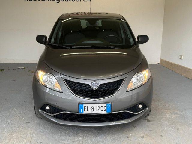 LANCIA Ypsilon 1.2 69 CV 5 porte GPL Ecochic Silver