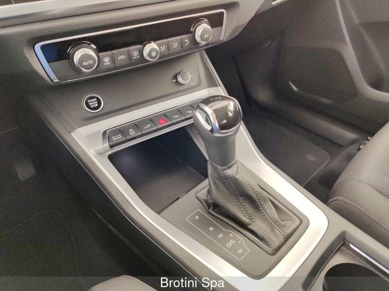 Audi Q3 Q3 45 TFSI e S tronic Business