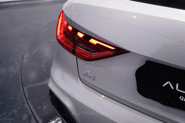 AUDI A1 allstreet 30 TFSI S-Tronic Identity Contrast