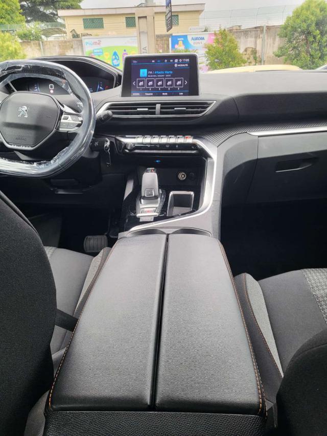 PEUGEOT 3008 BlueHDi 130 S&S Active