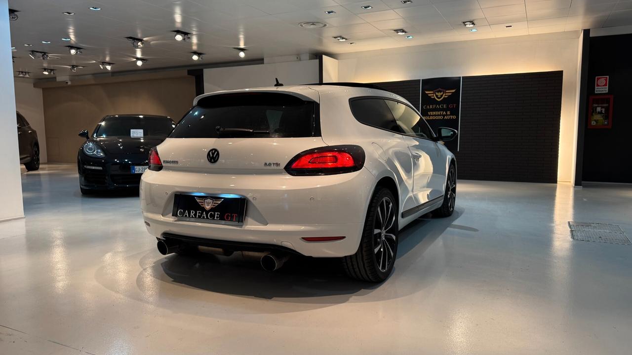 Volkswagen Scirocco 2.0 TSI DSG 211CV - 2010