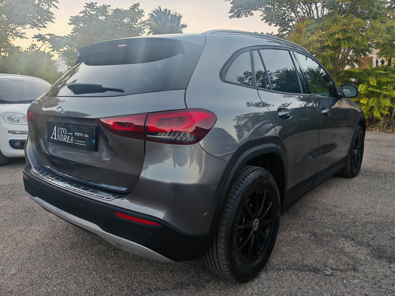 Mercedes-benz GLA 180d navig cam led 2022