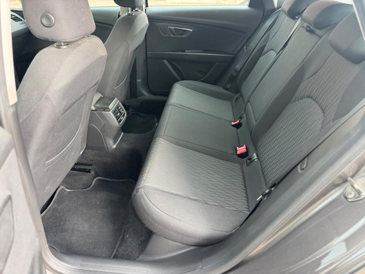 Seat Leon 1.6 TDI 105 CV DSG ST Start/Stop Style
