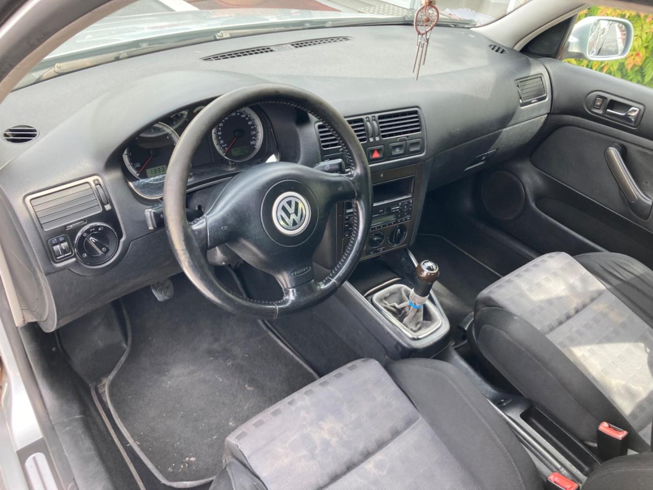 VOLKSWAGEN BORA 1.9 TDI (PROPRIETARIO UNICO)