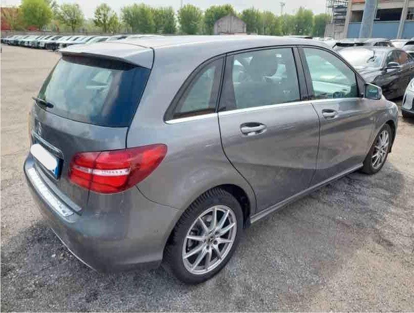 Mercedes-benz B 180 d Automatic Executive NAVY PREZZO REALE