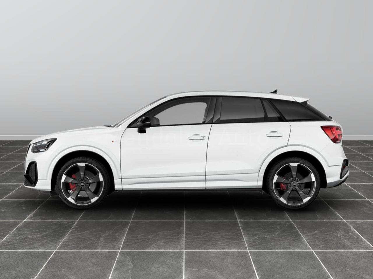 Audi Q2 35 2.0 tdi identity black s tronic