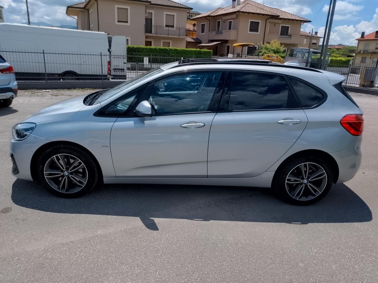 Bmw 2er Active Tourer SPORT FULL OPTIONAL PROMO