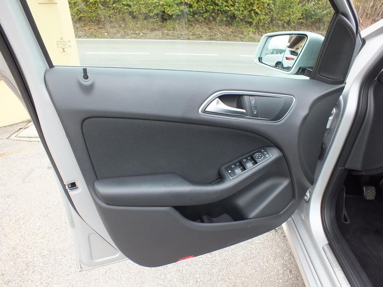 MERCEDES B 180 CDI EXECUTIVE