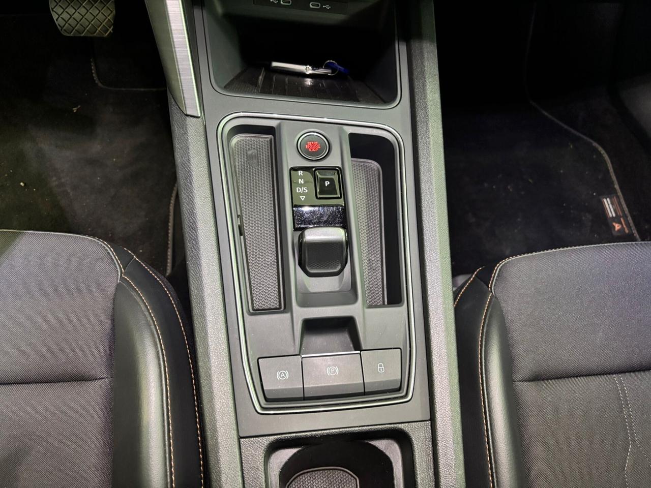 Cupra Leon 1.5 Hybrid 150 CV DSG