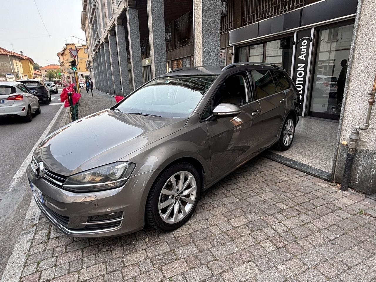 VW GOLF VARIANT 1.6 TD DSG HIGHLINE