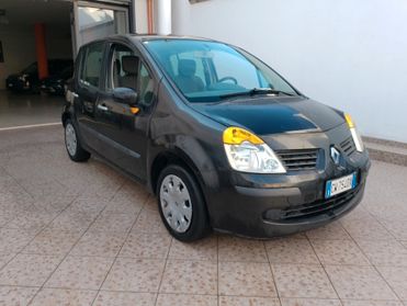 Renault Modus 1.5 dCi 70CV Luxe Dynamique