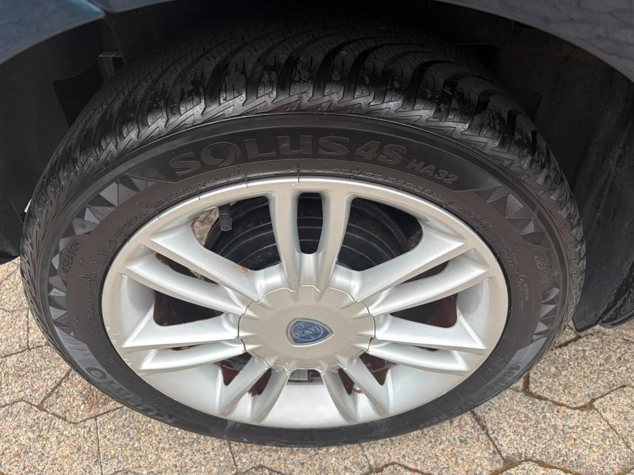 Lancia Ypsilon 1.2 69 CV 5 porte Platinum*EURO6*NEOPATENTATI