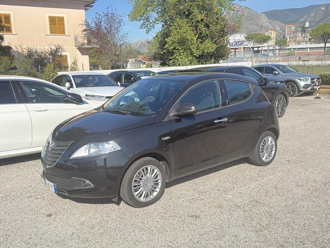 LANCIA YPSILON 1.2 BENZINA-GPL ADATTA NEOPATENTATI
