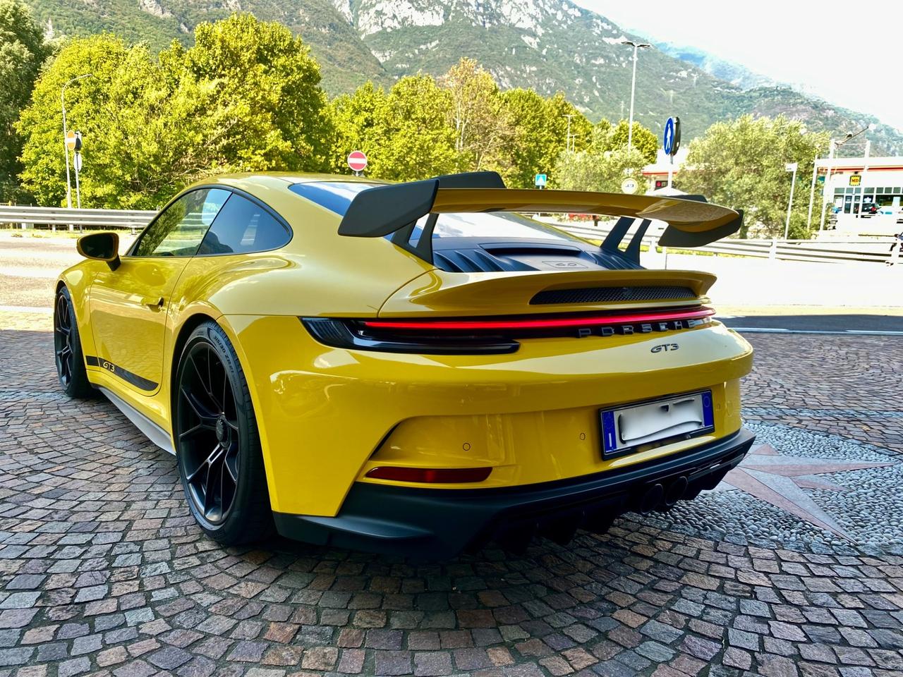 Porsche 911 GT3 IVA ESPOSTA