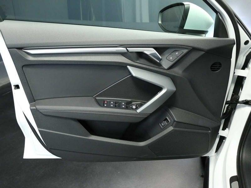 Audi A3 A3 allstreet 35 TDI 150cv S tronic Identity Contrast