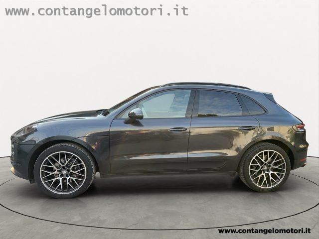 PORSCHE Macan 2.0