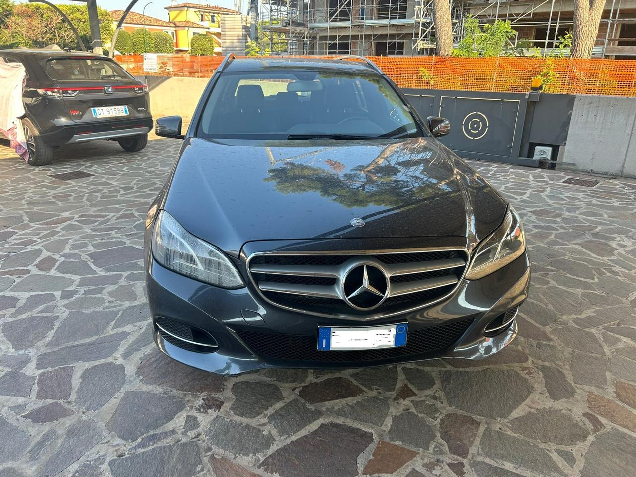 Mercedes-benz E 220 E 220 BlueTEC 4Matic Automatic Sport