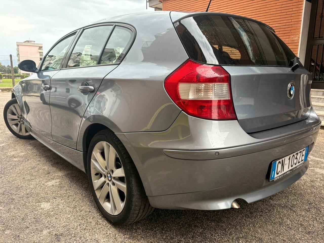 Bmw 120 120d cat 5 porte Eletta