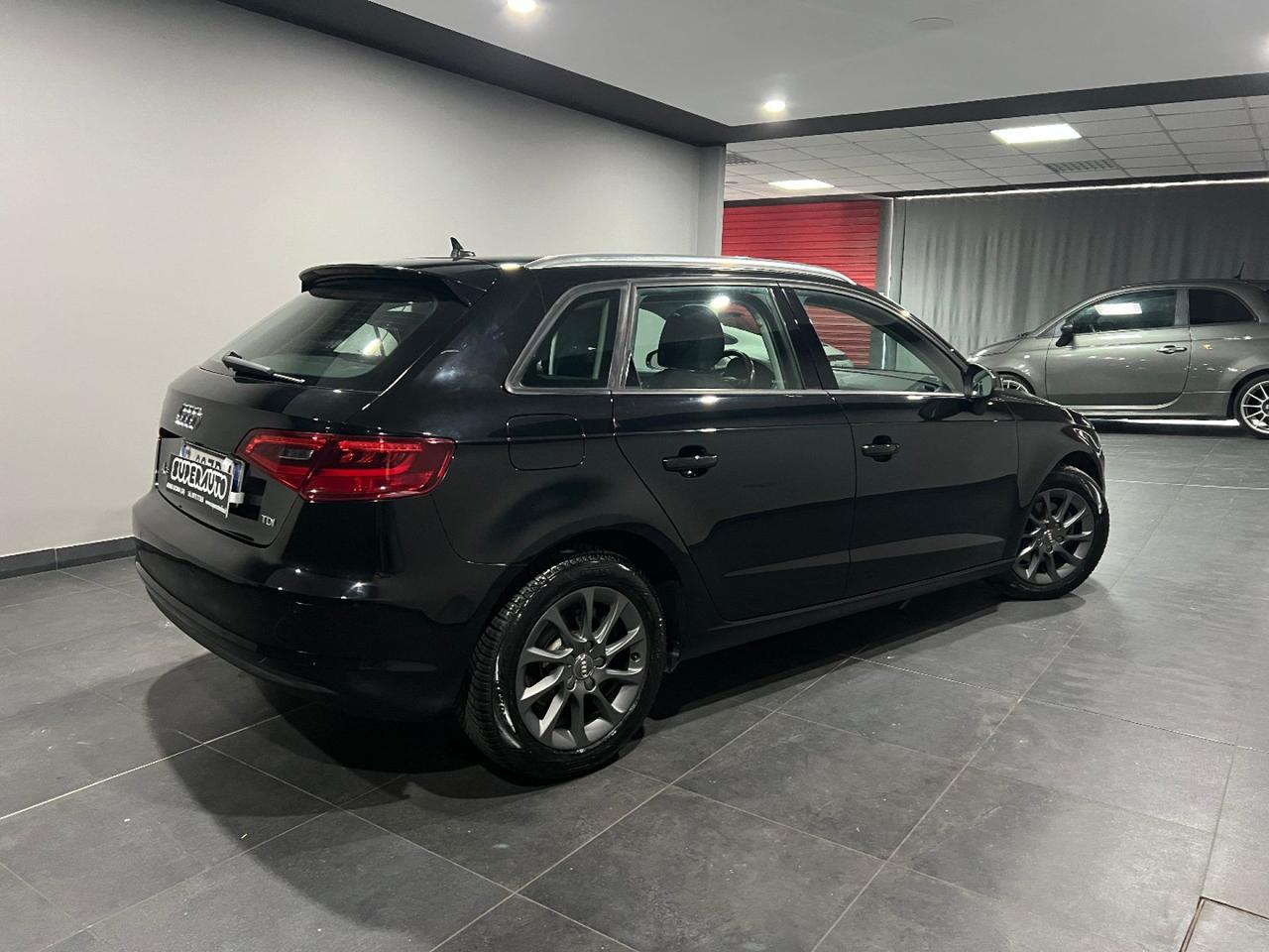 Audi A3 SPB 1.6 TDI Business NAVI + BIXENO