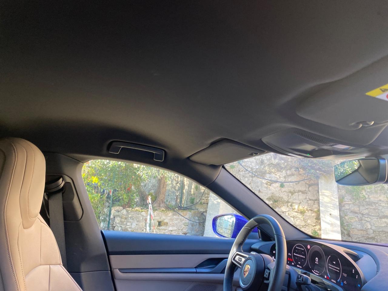 Porsche Taycan anno 2024 km 5400 ! Noleggio lungo termine