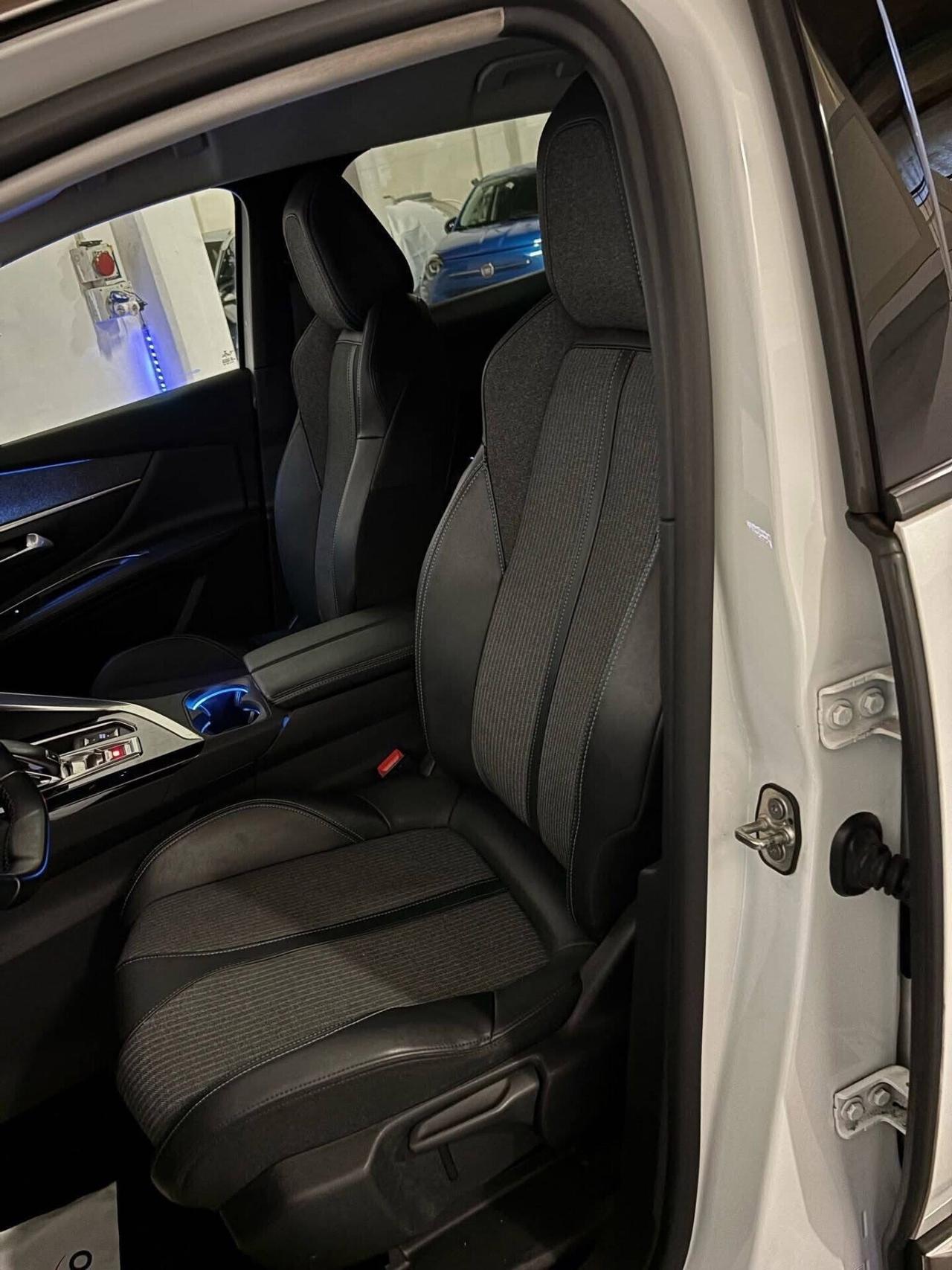 Peugeot 3008 BlueHDi 130 S&S EAT8 Allure