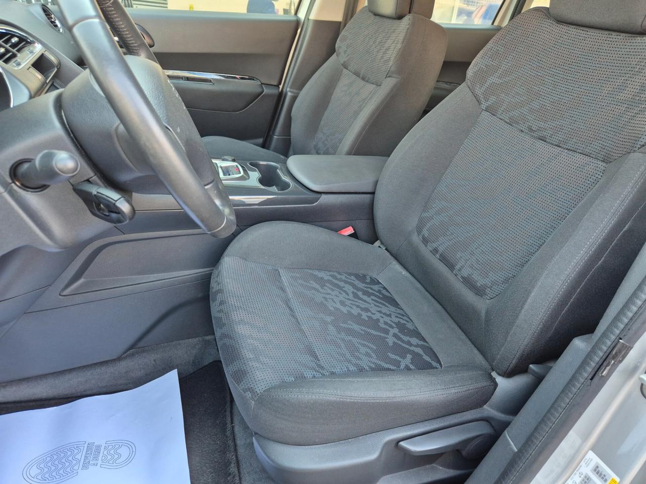 Peugeot 3008 1.6 HDi 115CV Active