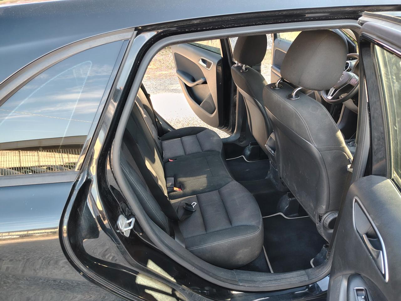 Mercedes-benz B 200 CDI BlueEFFICIENCY Executive