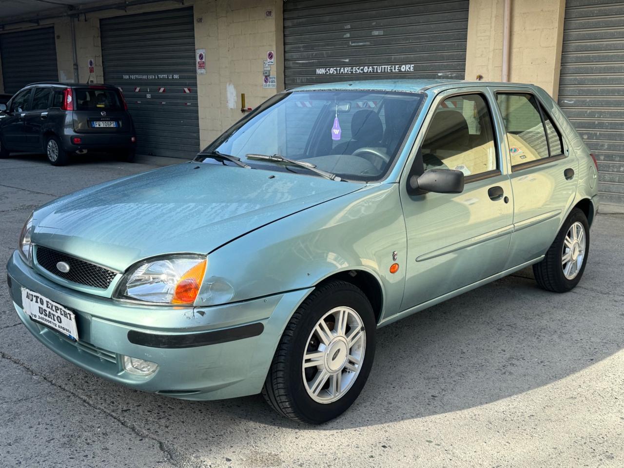 Ford Fiesta 1.2i 16V cat 5 porte Ghia