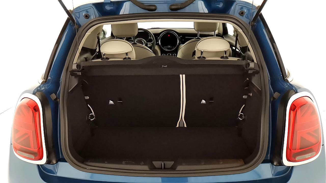 MINI Mini IV F54-F55-F56-F57 - Mini 3p 1.5 Cooper Camden Premium Mid Package auto