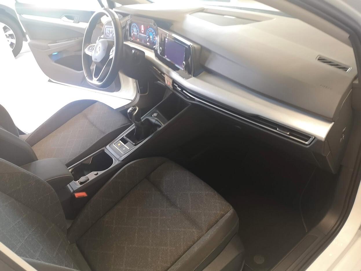 Volkswagen Golf 1.0 TSI EVO Life 110 CV