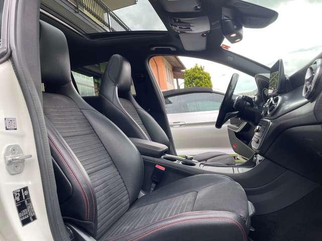 Mercedes-Benz CLA 200 Shooting Brake Premium MY16 Tetto Pano Distronic