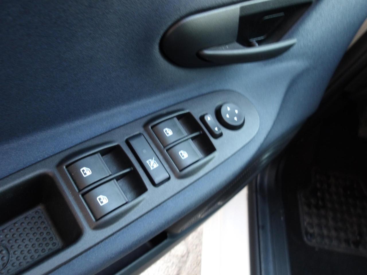 Lancia Ypsilon 1.0 firefly hybrid Gold Plus s&s 70cv 5p.ti