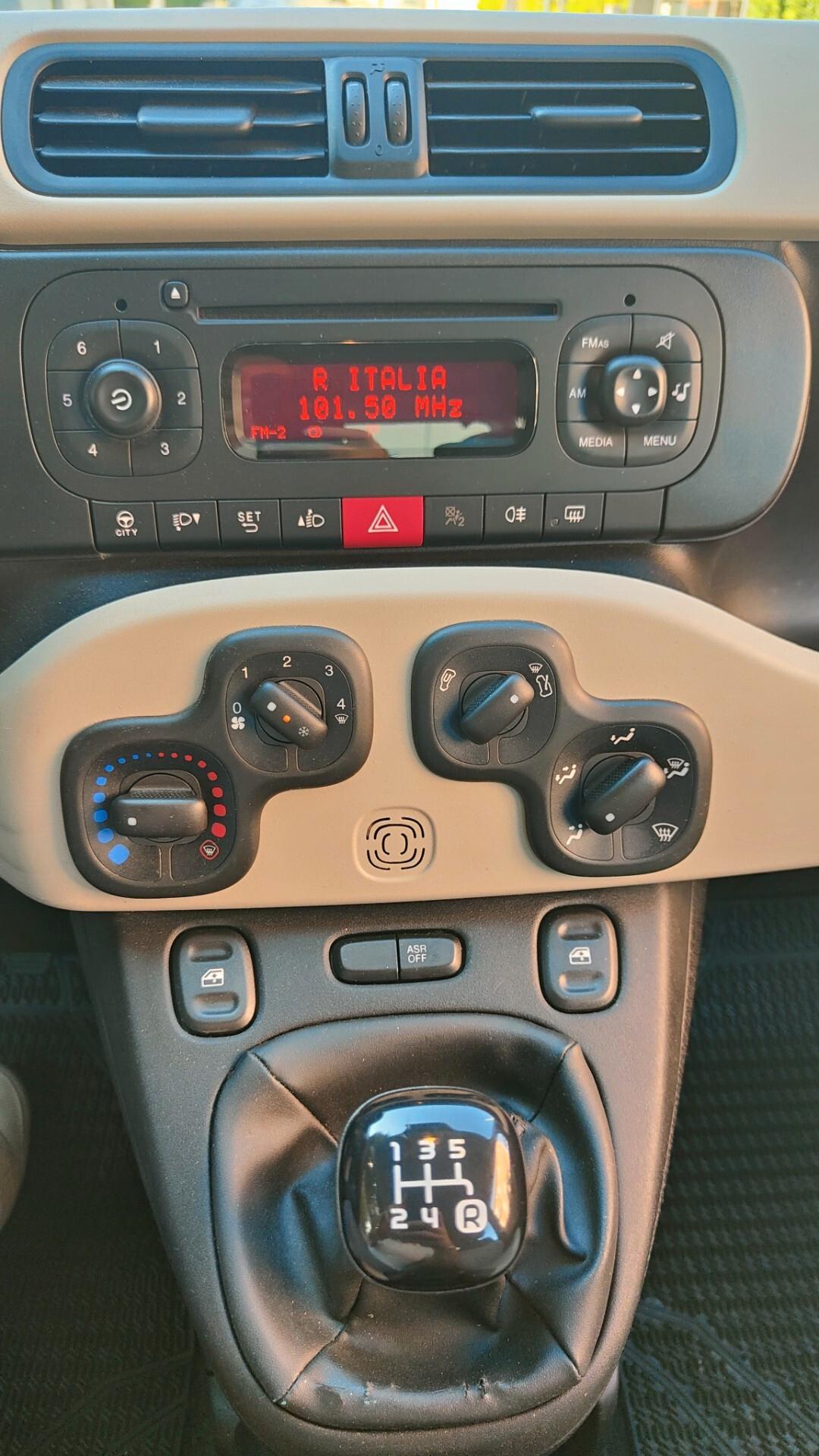 Fiat Panda 1.2 KM 9.000 CERTIFICATI