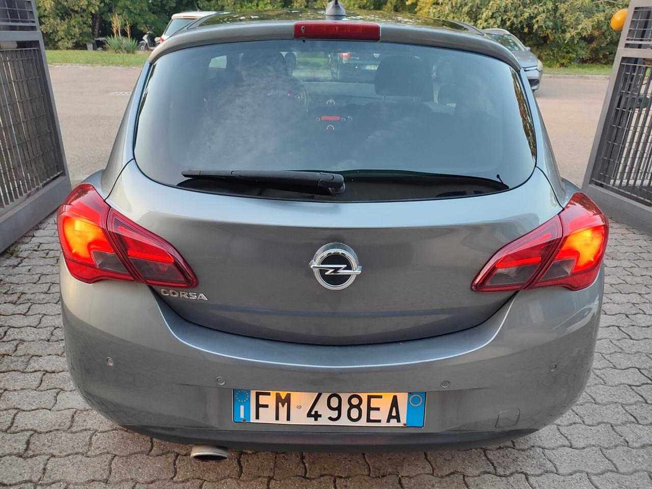 OPEL CORSA DEL 2018 A GPL DI CASA EURO6B MOLTO BELLA