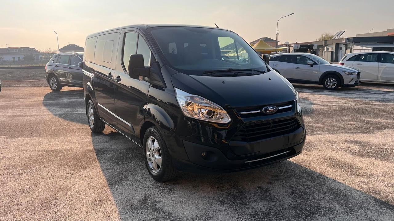 Ford Tourneo Custom 310 2.0 TDCi 130CV PC Titanium