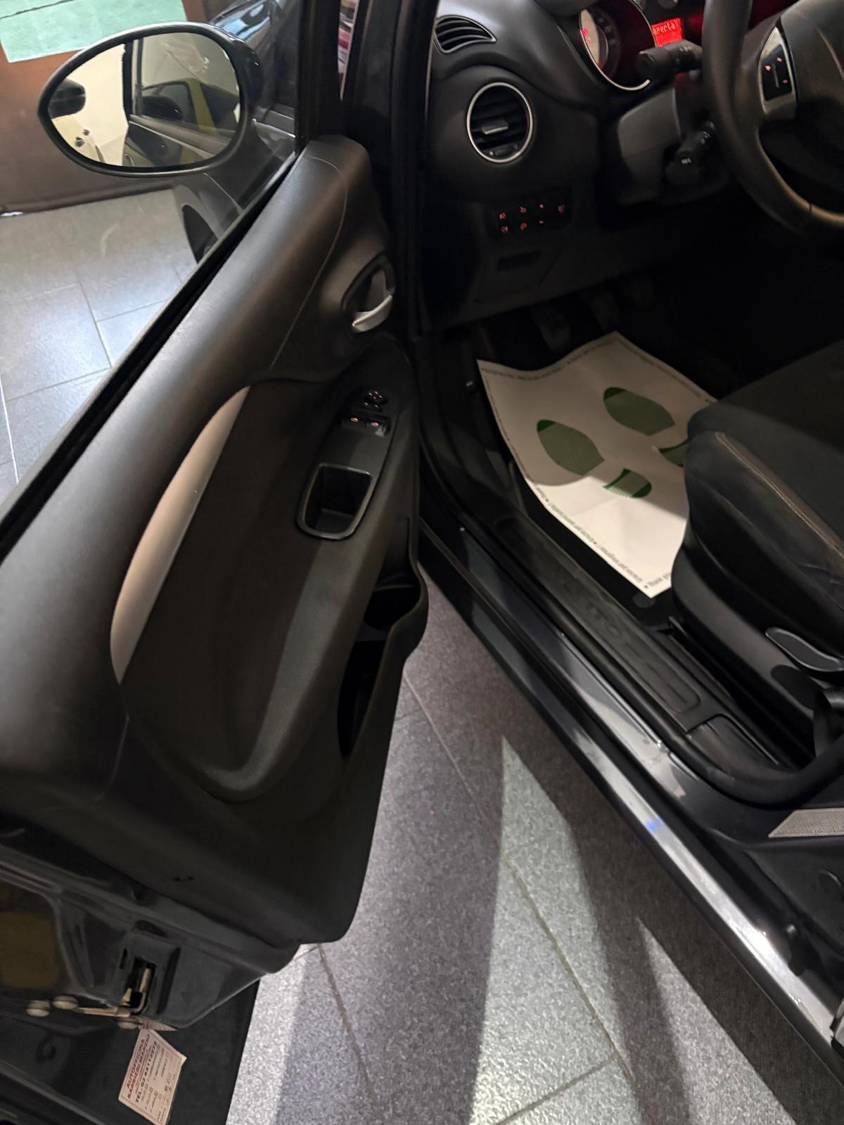 Fiat Punto 1.3 MJT II S&S 95 CV 5 porte Street