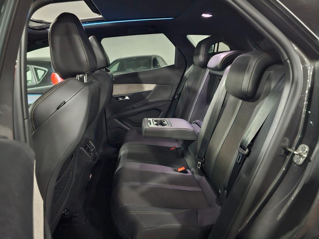 NUOVA PEUGEOT 3008 GT LINE 1.5 BLUE HDI 131CV EAT8 - COME NUOVA