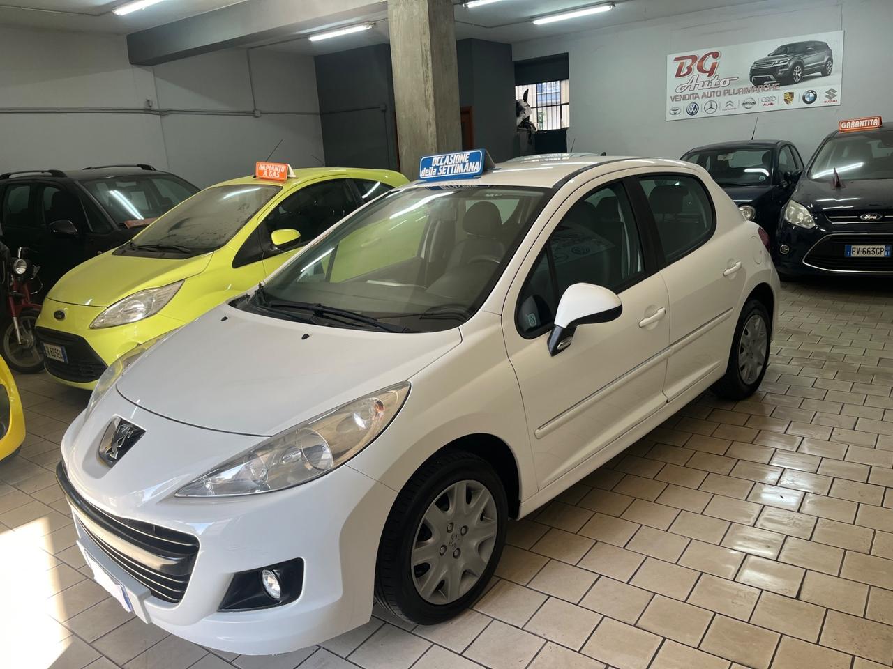 Peugeot 207 1.4 HDi 70CV 5p. 2012