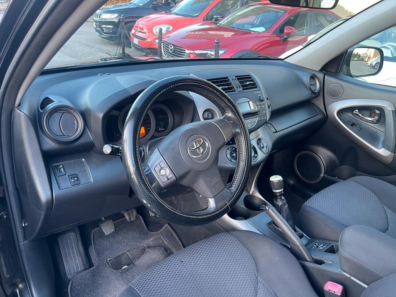 Toyota RAV 4 RAV4 2.2 D-4D 136 CV Sol