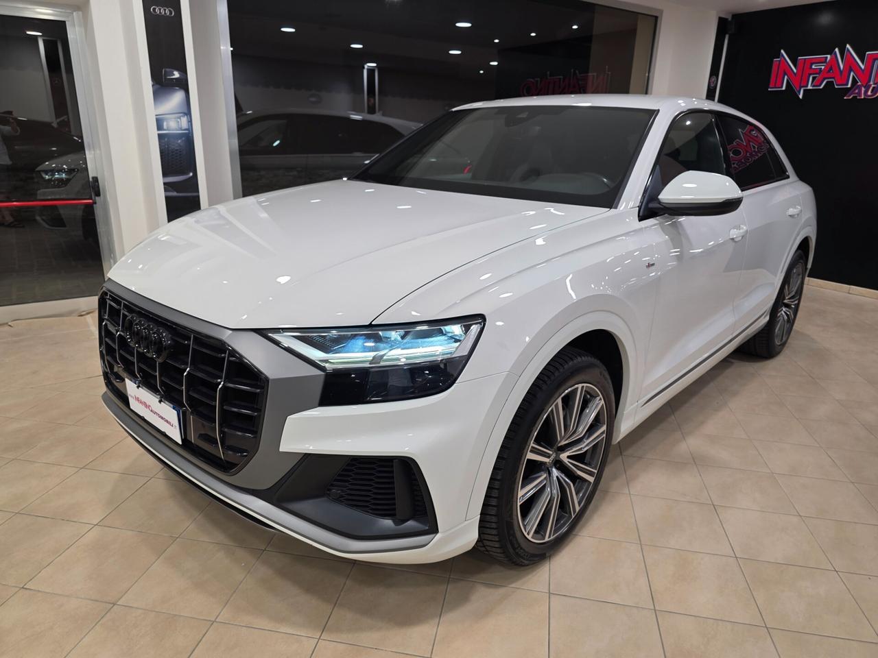 Audi Q8 50 TDI 286 CV quattro tiptronic Sport