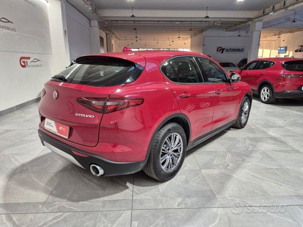 Alfa Romeo Stelvio 2.2 Turbodiesel 160 CV AT8 RWD