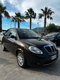 Lancia Ypsilon 1.2 Platino
