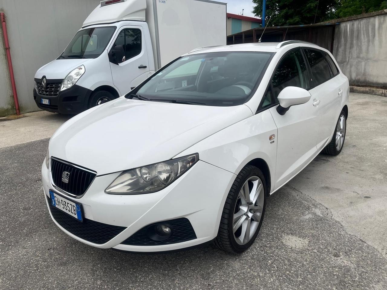 Seat Ibiza SW-1.6 tdi-full -2011
